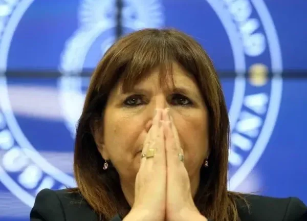 Patricia Bullrich echó a un funcionario clave del Ministerio de Seguridad tras la represión en la marcha de jubilados