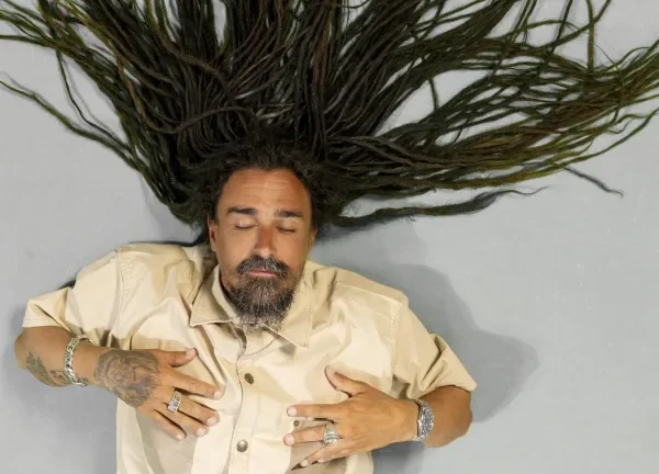 Dread Mar I estrena su nuevo single y video “COBARDE”