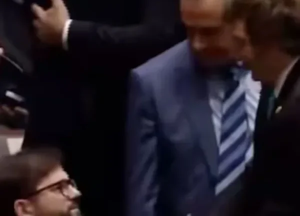 Javier Milei y Gabriel Boric protagonizaron un momento tenso en la asunción de Rodrigo Paz Pereira en Bolivia